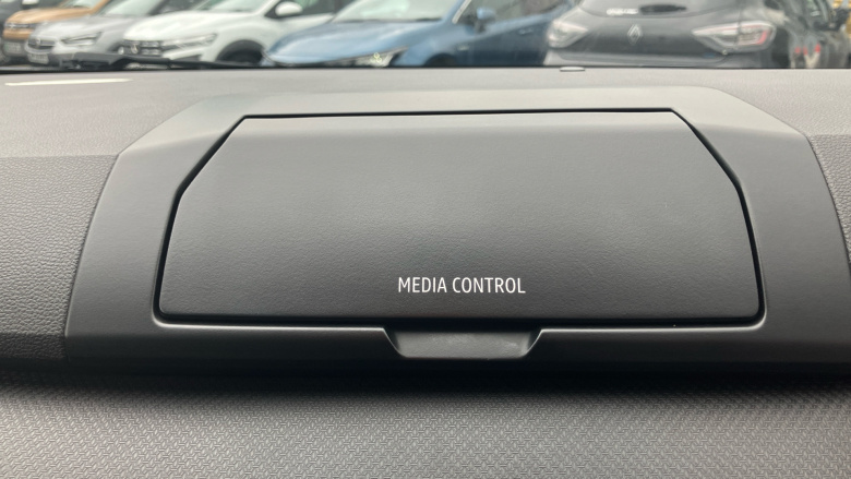 Dacia Sandero 1.0 TCe Essential 5dr Bi Fuel Hatchback